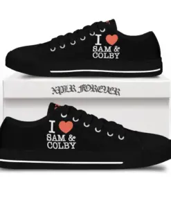 Love low top canvas shoes